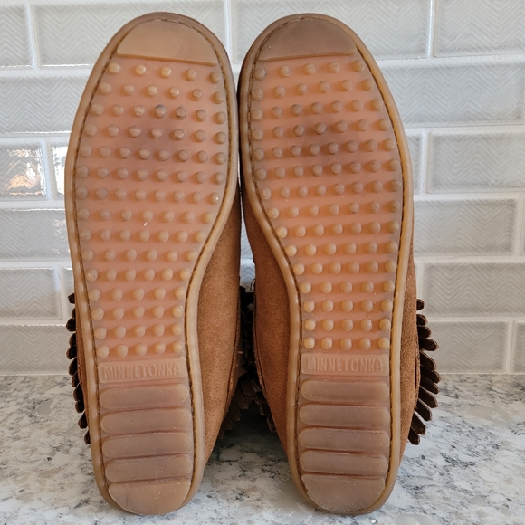 Women's Minnetonka Concho Moccasin Double Fringe Suede Side Zip Boots Sz: 8 - Picture 8 of 8
